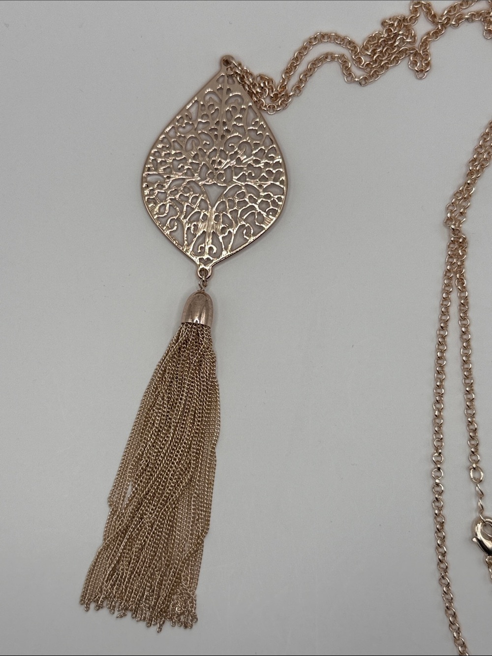 Elegant Rose Gold Plated Pendant Necklace